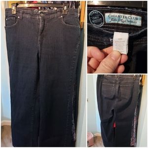 Curvy bootcut jeans